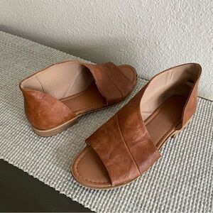 Catherine Malandrino Open Flats